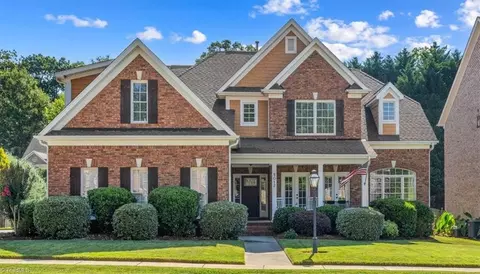 5012 Bodie Ln, Greensboro, NC 27455