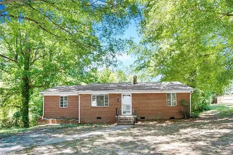 206 Spring Garden St, Asheboro, NC 27203