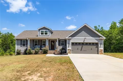 332 Price St, Stoneville, NC 27048