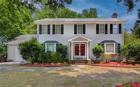 1100 New Hampshire Dr, Jamestown, NC 27282