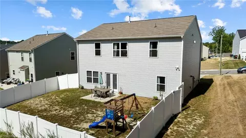 3734 Streamside Dr, Thomasville, NC 27360 photo 35