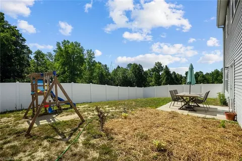 3734 Streamside Dr, Thomasville, NC 27360 photo 33