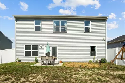 3734 Streamside Dr, Thomasville, NC 27360 photo 32