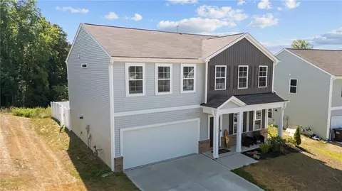 3734 Streamside Dr, Thomasville, NC 27360 photo 37