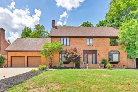 107 Arlington Dr, Jamestown, NC 27282