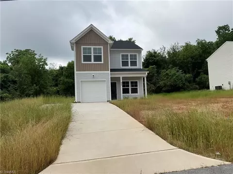 613 East St, Reidsville, NC 27320