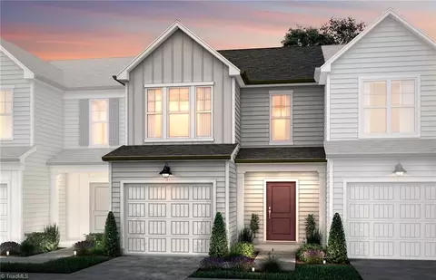 924 Lampton Ct, Jamestown, NC 27282