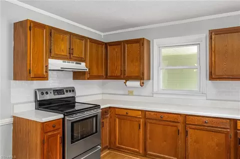 Kitchen - 982 Cagle Loop Rd, Seagrove, NC 27341 photo 5 of 5