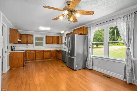 Kitchen - 982 Cagle Loop Rd, Seagrove, NC 27341 photo 1 of 5