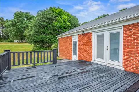 Exterior - 982 Cagle Loop Rd, Seagrove, NC 27341 photo 8 of 14