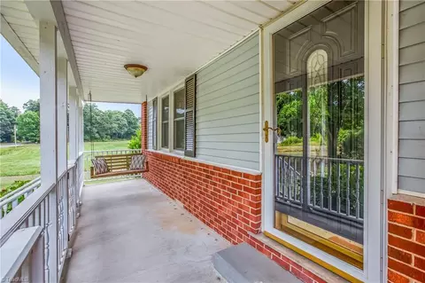 Exterior - 982 Cagle Loop Rd, Seagrove, NC 27341 photo 5 of 14