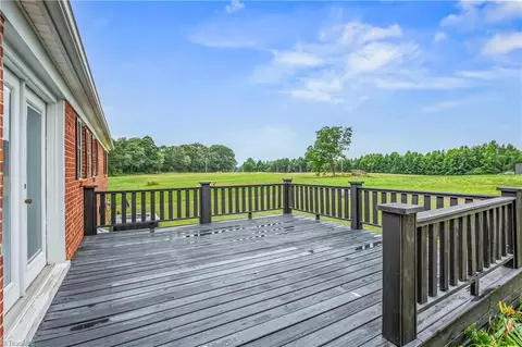 Exterior - 982 Cagle Loop Rd, Seagrove, NC 27341 photo 6 of 14