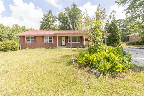 588 Warner Rd, Troy, NC 27371