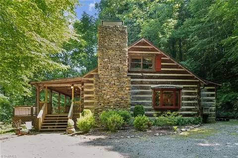 1274 Dehart Community Ctr Rd, Hays, NC 28635