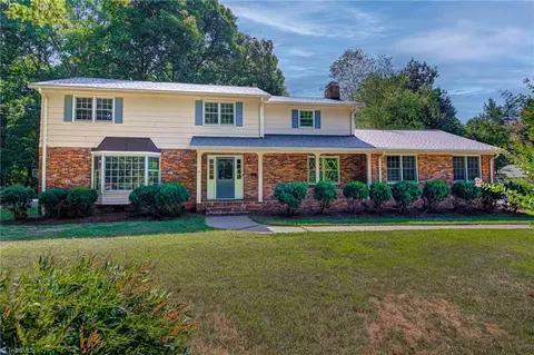 381 Staffordshire Rd, Winston Salem, NC 27104
