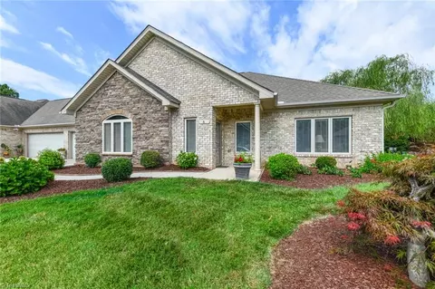 6 Gable Stone Ln, Jamestown, NC 27282