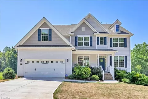2078 Spring Wind Rd, Pfafftown, NC 27040
