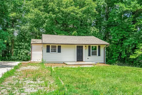 3767 12 Thomasville Rd, Winston Salem, NC 27107