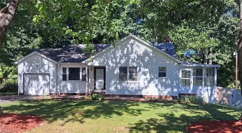 4788 Ader Dr, Winston Salem, NC 27105
