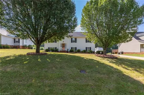 180 Tumbleweed Dr, Winston Salem, NC 27127