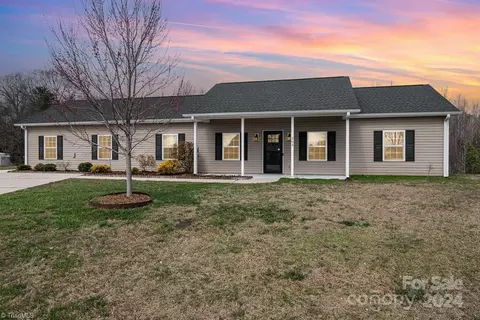 254 Tuscan Way, Lexington, NC 27295