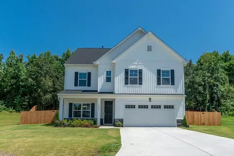 4585 Armentrout Ct, Walkertown, NC 27051