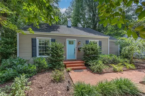 1709 Independence Rd, Greensboro, NC 27408