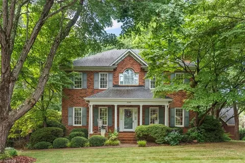 3540 Summerfield Ln, Winston Salem, NC 27106
