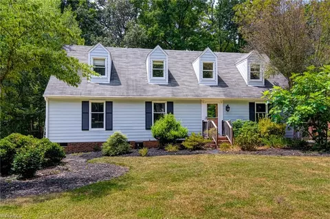 1810 Natchez Trce, Greensboro, NC 27455