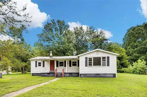 5191 Graves Thomas Rd, Ramseur, NC 27316