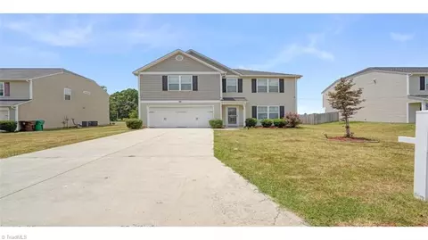 6986 Texas Blvd, Thomasville, NC 27360