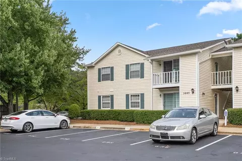 5663 Hornaday Rd #D, Greensboro, NC 27409