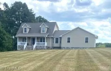 4949 Brown Rd, Hamptonville, NC 27020