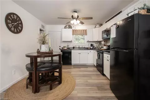 Other - 407 Spring St #A & B, Denton, NC 27239 photo 3 of 7