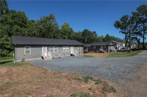 Other - 407 Spring St #A & B, Denton, NC 27239 photo 6 of 7