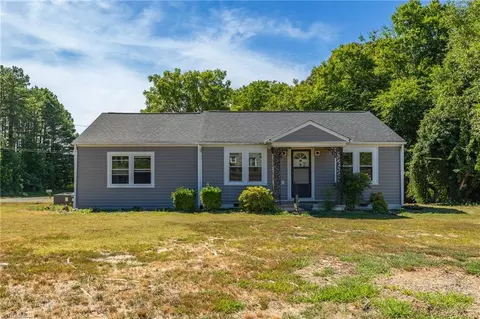 111 Crossover Rd, Reidsville, NC 27320