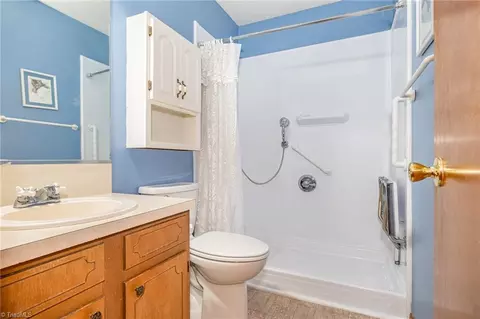 Bath - 1812 Guyer St, High Point, NC 27265 photo 1 of 1