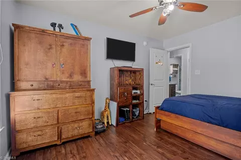 Bedroom - 1155 Hill Rd, King, NC 27021 photo 5 of 6
