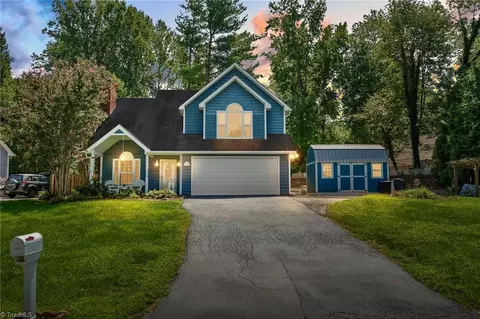 2105 Eagle Valley Ct, Kernersville, NC 27284