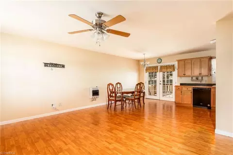 4464 Meadowbrook Dr, Trinity, NC 27370 photo 3