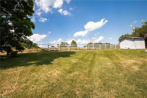 4464 Meadowbrook Dr, Trinity, NC 27370 photo 16