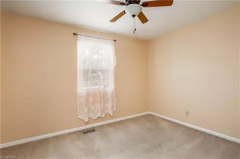 4464 Meadowbrook Dr, Trinity, NC 27370 photo 10