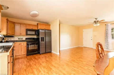 4464 Meadowbrook Dr, Trinity, NC 27370 photo 7