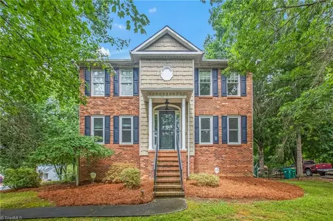 5605 Saddlebrook Dr, Lewisville, NC 27023