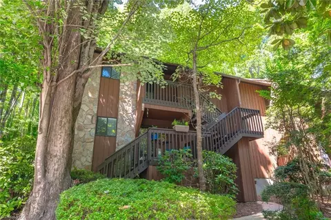156 Cedar Lake Trl, Winston Salem, NC 27104