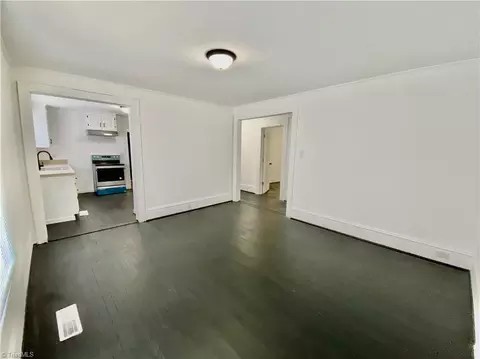 Living - 1113 Bryce Ave, Salisbury, NC 28144 photo 2 of 3