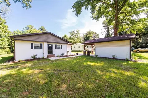 2127 Tabor St, Greensboro, NC 27406