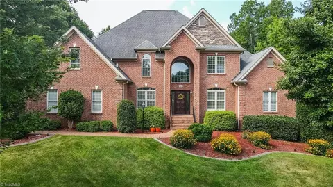 183 Hollow Tree Ct, Winston Salem, NC 27127