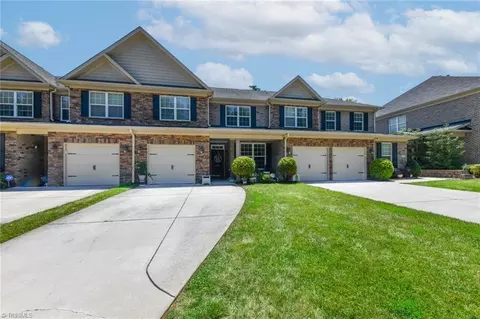 6233 Stonewick Dr, Jamestown, NC 27282