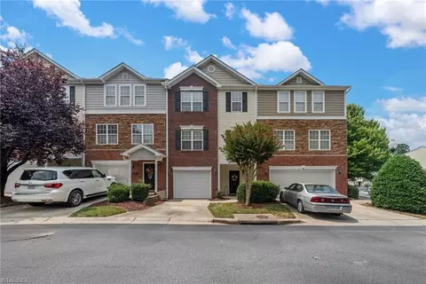 21 Ackland Dr, Greensboro, NC 27455